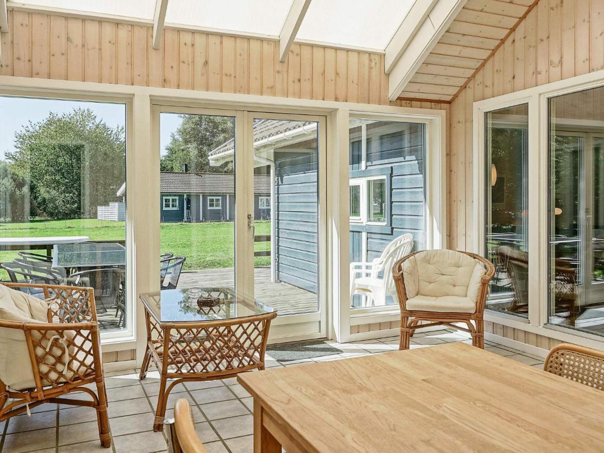 12 Person Holiday Home In Aakirkeby Vester Somarken Exteriör bild